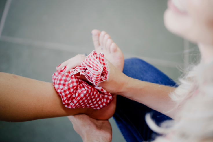 Cold compress example for ankle sprain injuries