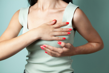 Maria Schenkel noticed persistent body odour months before doctors discovered her breast tumour.