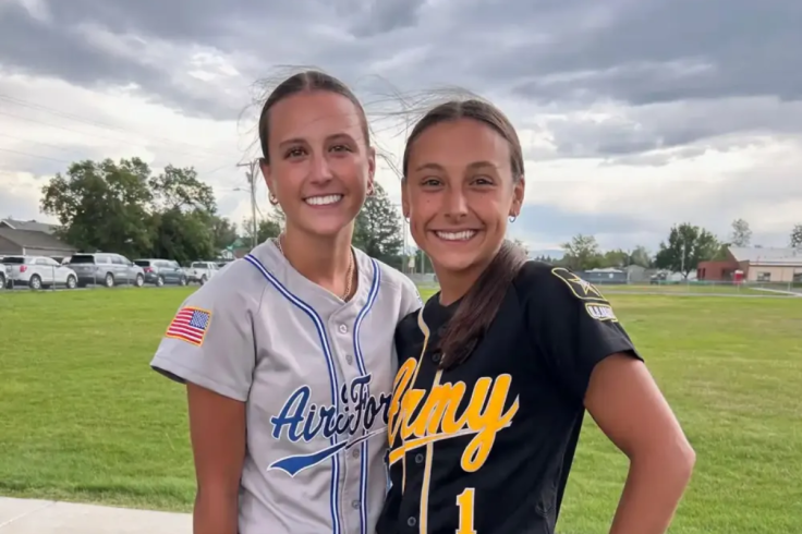 Teen Softball Players