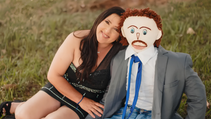 Meirivone Rocha Moraes Celebrates Six Years With Rag Doll Husband