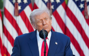 Psychiatrist says Trump needs hospital-level care before midterms